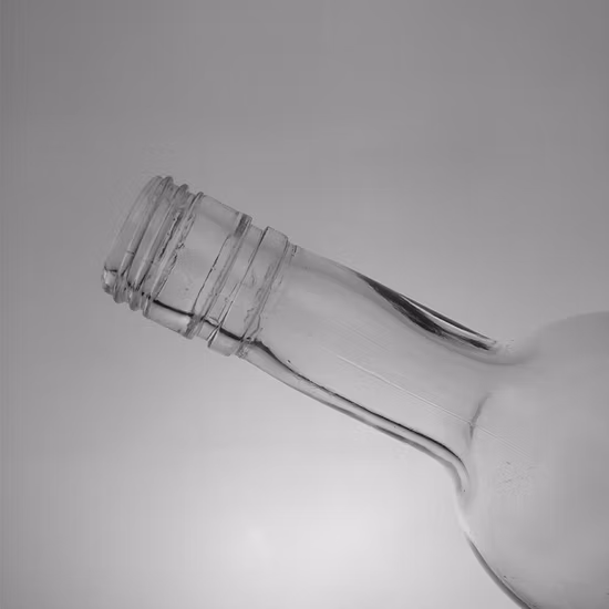 750ml Spirits Clear Glass Liquor Bottle Whisky Glass Bottle with Screw Aluminum Cap